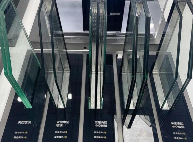 鑫簡(jiǎn)一門(mén)窗丨中空玻璃的複雜性，您是否了解？
